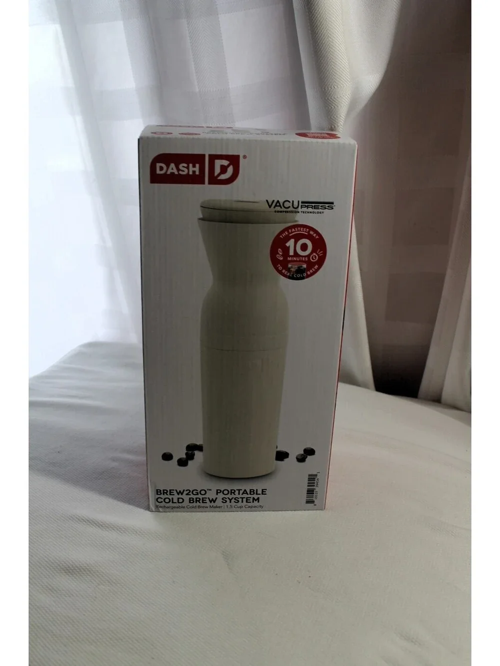 Dash Brew2Go Portable Cold Brew System 1.5 Cup Rechargeable NIB